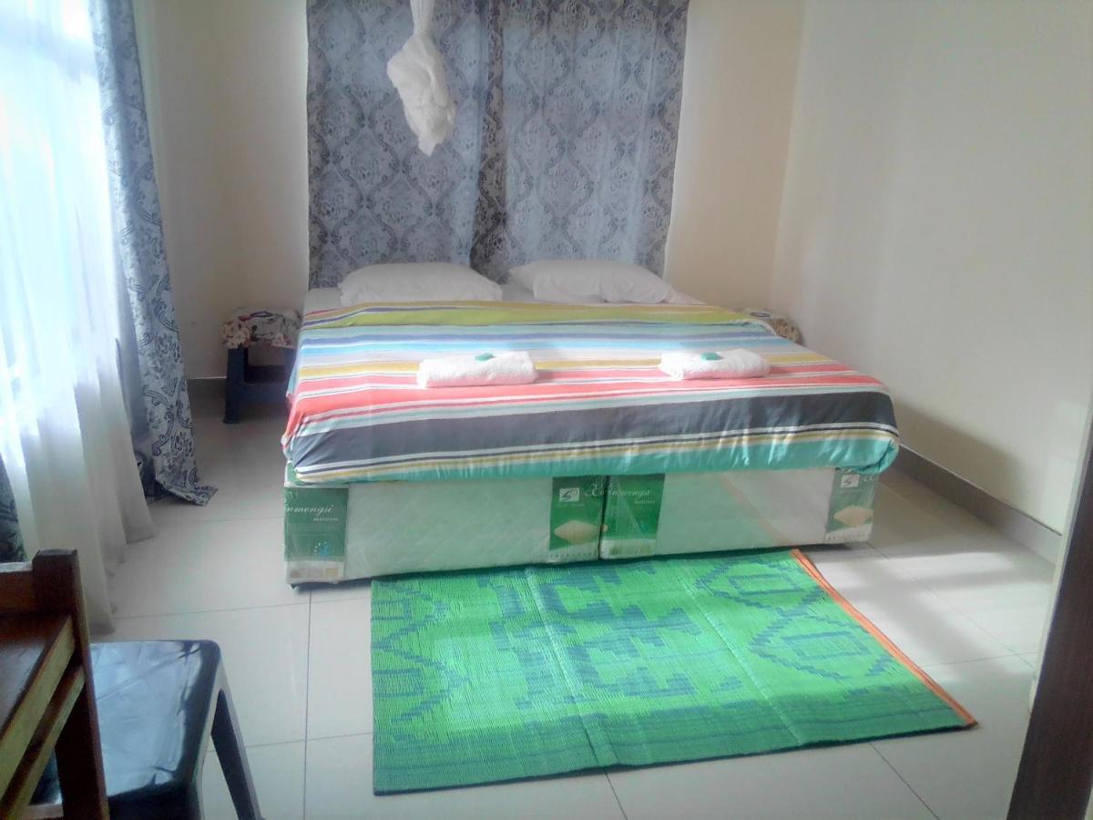 Fish Eagle Backpackers Hostel Lusaka Exterior photo