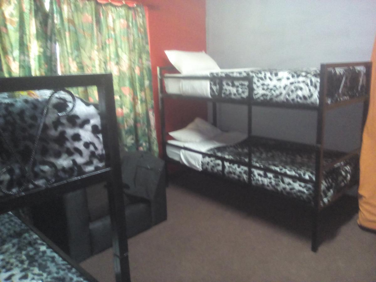 Fish Eagle Backpackers Hostel Lusaka Exterior photo