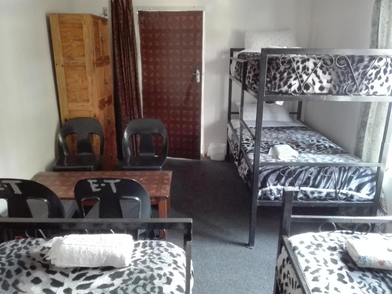 Fish Eagle Backpackers Hostel Lusaka Exterior photo